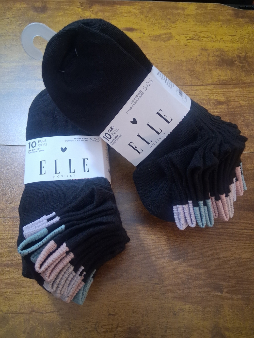 20 Pair- ELLE Black Low-Cut No Show Socks with Pastel Accents - 10 Pack X 2 - Picture 2 of 6